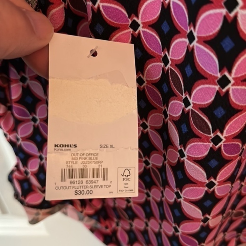 NWT Sonoma Goods for Life Cutout Flutter Sleeve Top Women’s XL Pink with blue - Picture 8 of 11